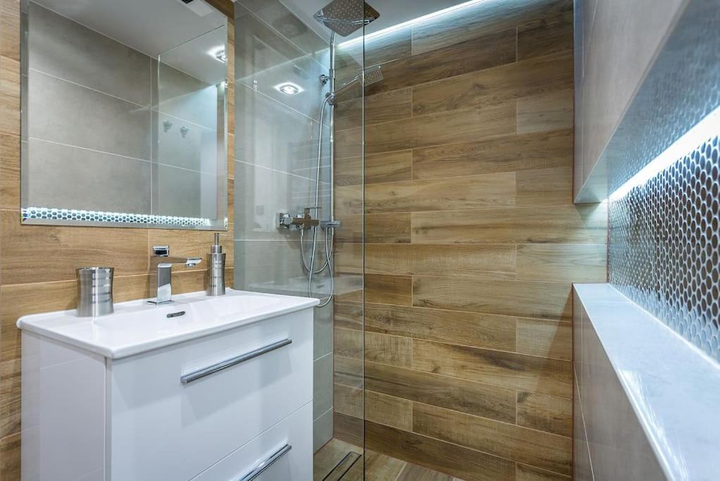 Cozy Stay Apartment - Kazimierz Krasków Εξωτερικό φωτογραφία